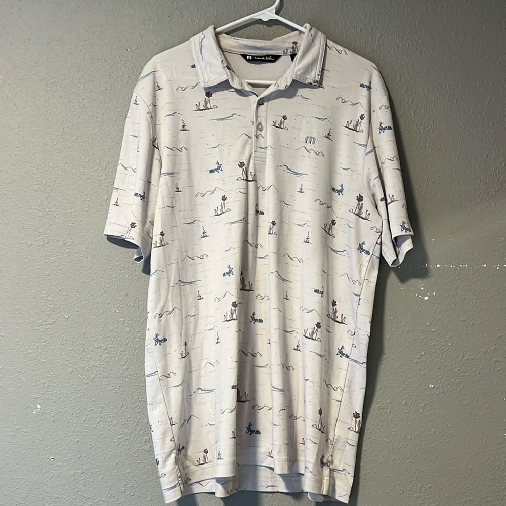 Men’s polo shirt.